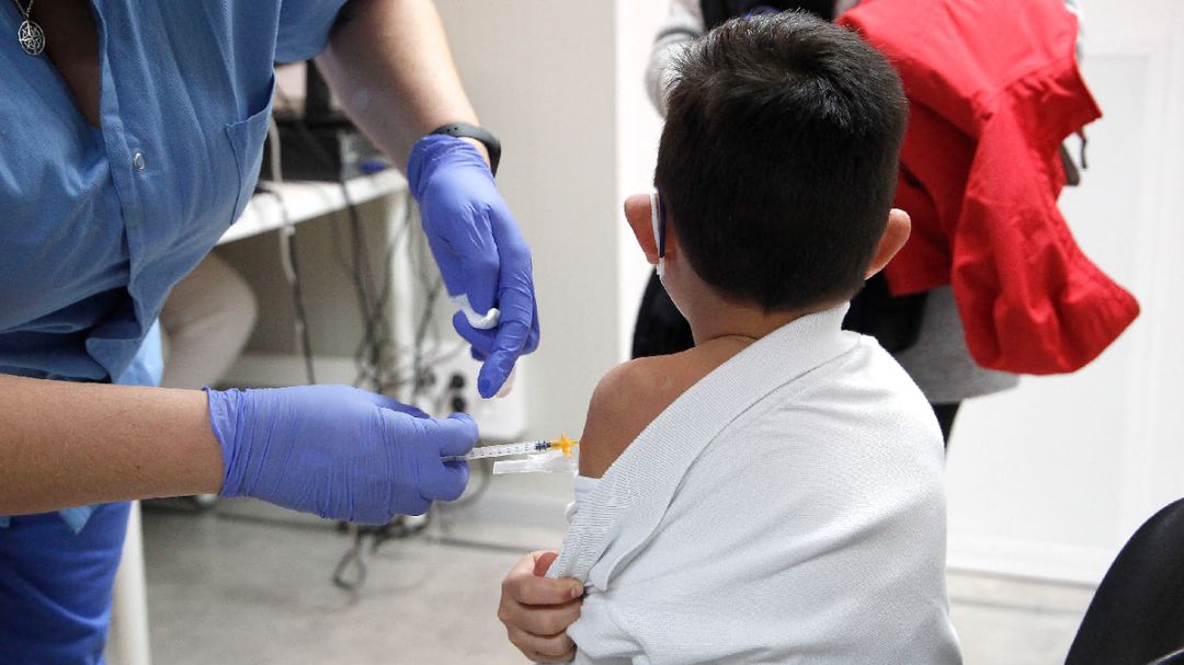 Niños de 5 a 11 años serán vacunados este lunes en la Gobernación de Amambay
