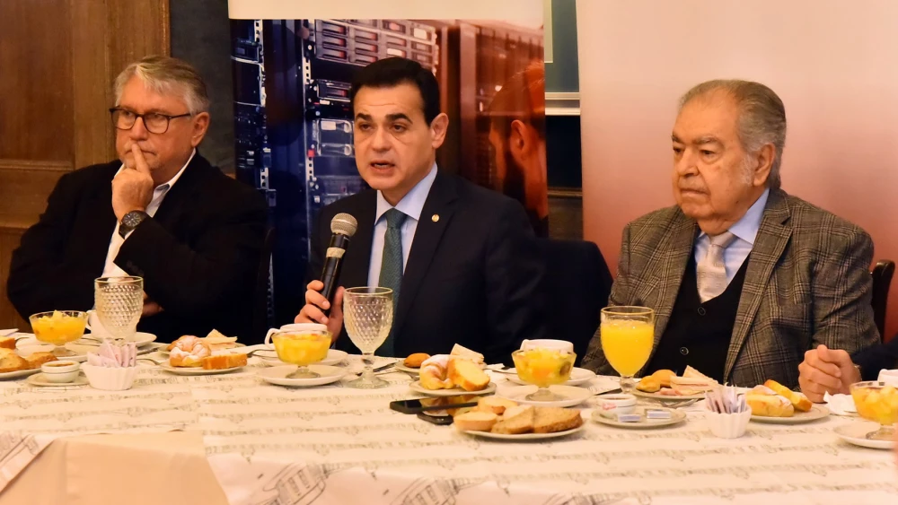 Futuro canciller afirma que se hablará con China, pero sin condicionamientos