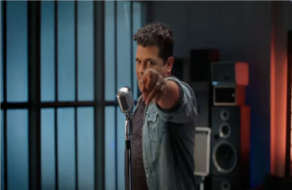 Carlos Vives publica su nueva canción Tumbando muros