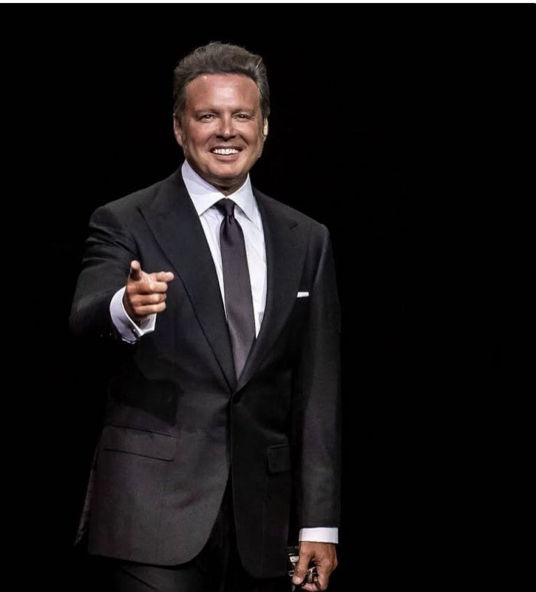 El sol de México, Luismi, cumple 52 años