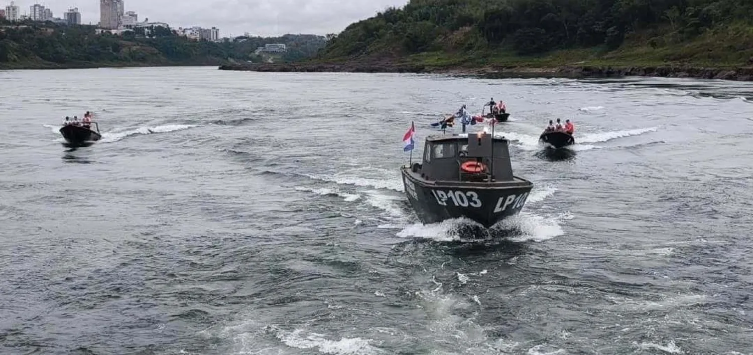 EE. UU. anuncia donación de 12 lanchas para la fuerza naval paraguaya