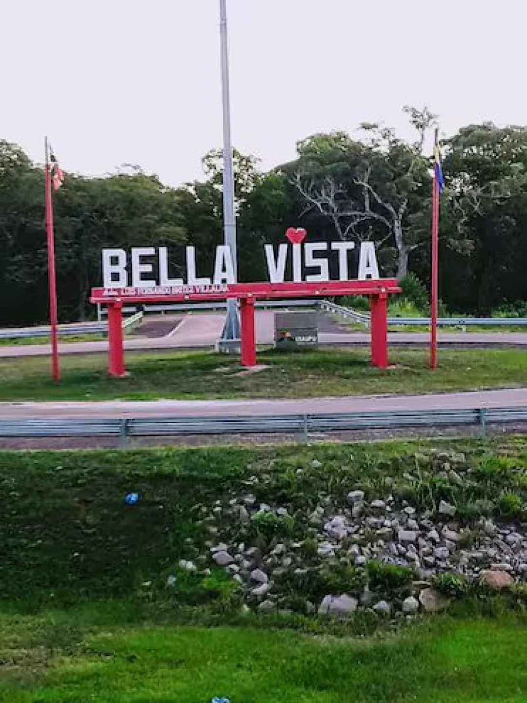 Niño muere en Bella Vista tras caer sobre una piedra mientras jugaba en un arroyo