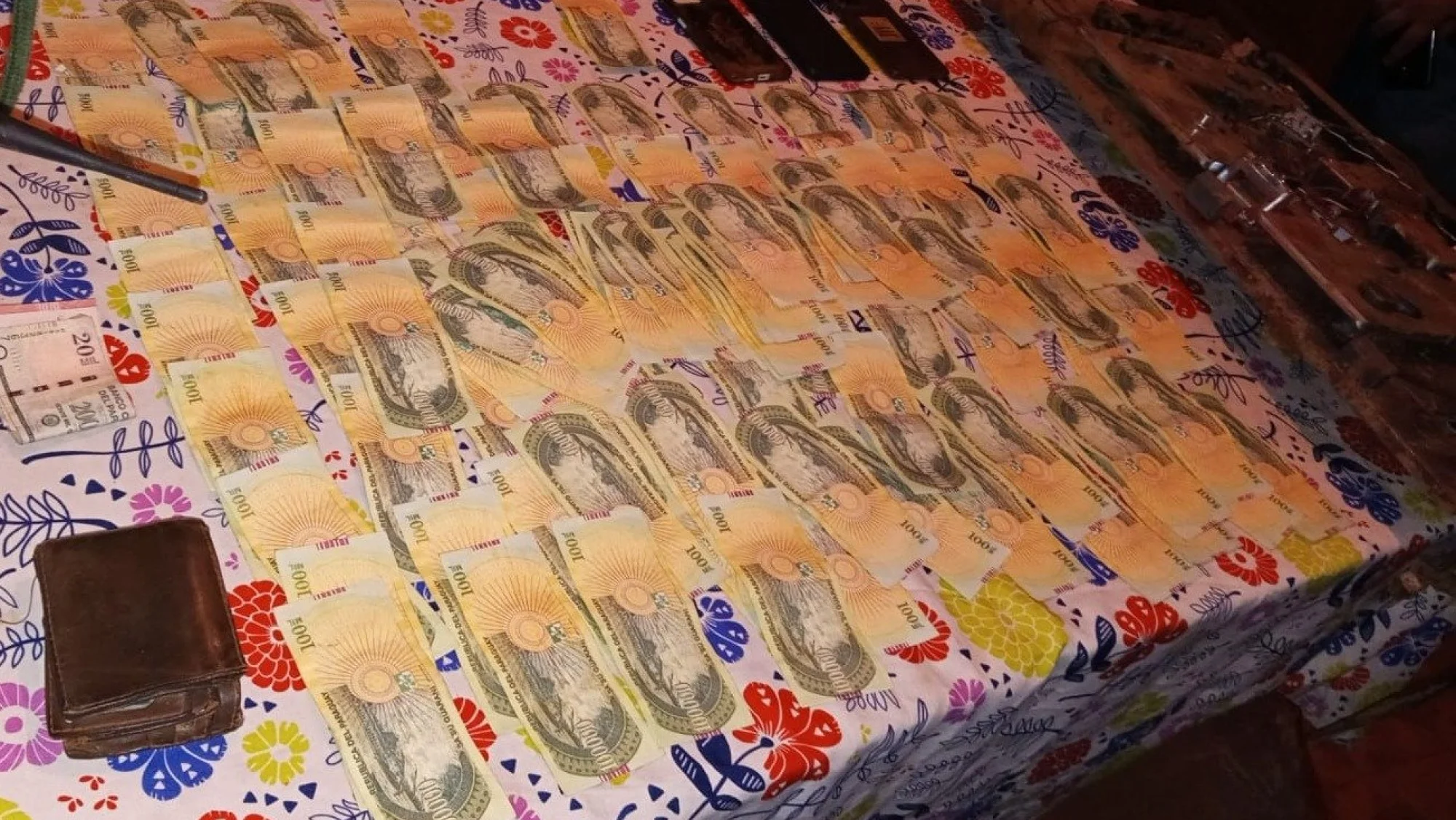 Asalto en Yatytay: Detenidos tenían G. 10 millones en su poder y solo G. 100.000 estaba entintado