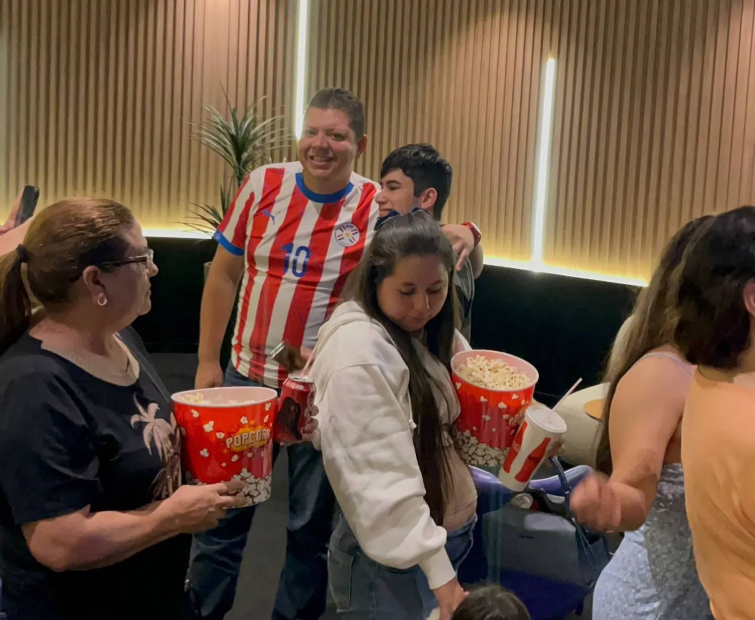 Lanzan el programa "Cine para todos los docentes de Amambay"