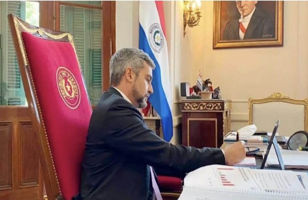 Mario Abdo decide reunirse el lunes con cada ternado para la Fiscalía