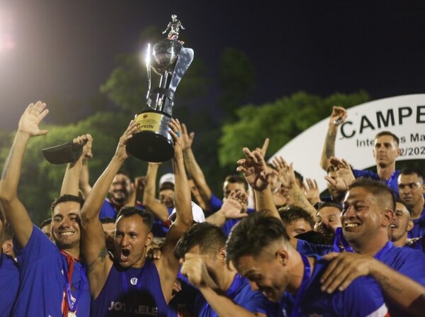 Encarnacena grita campeón y jugará la Intermedia 2024