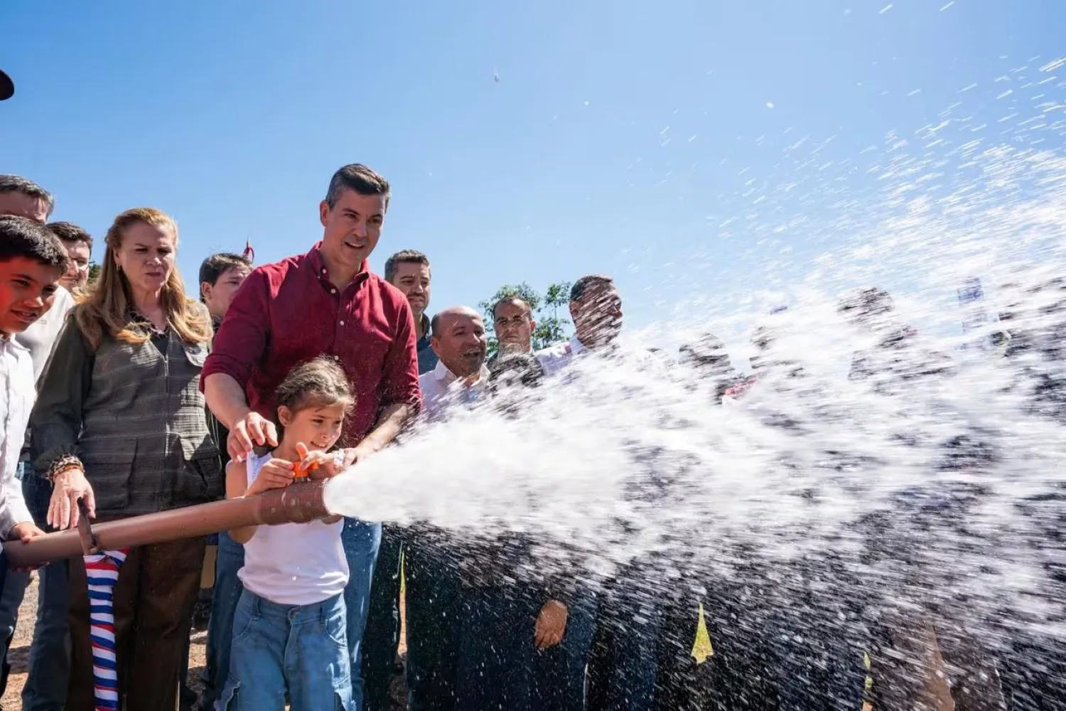 Familias de Santa María Misiones inauguran sistema que asegura abastecimiento de agua potable