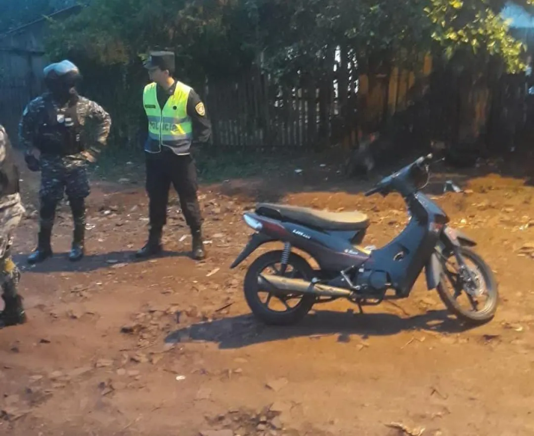 Grupo Lince recupera motocicleta hurtada y detiene a un menor en Pedro Juan Caballero