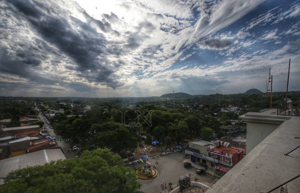 Clima caluroso para este sábado, con lluvias y tormentas desde la tarde
