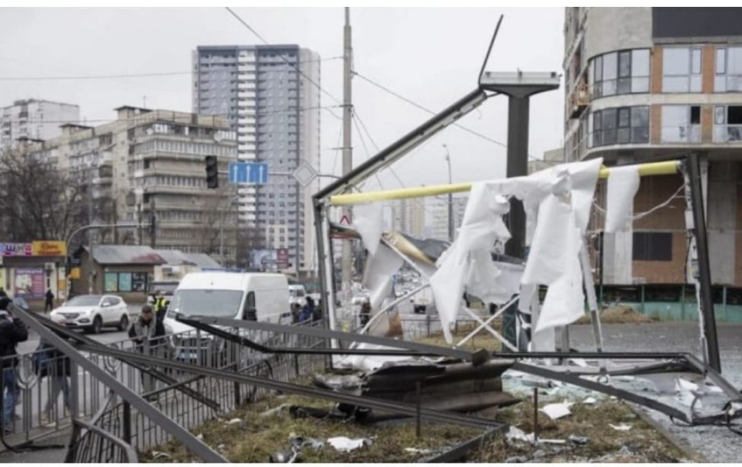 Explosiones en Kiev, movilización general y más sanciones contra Rusia
