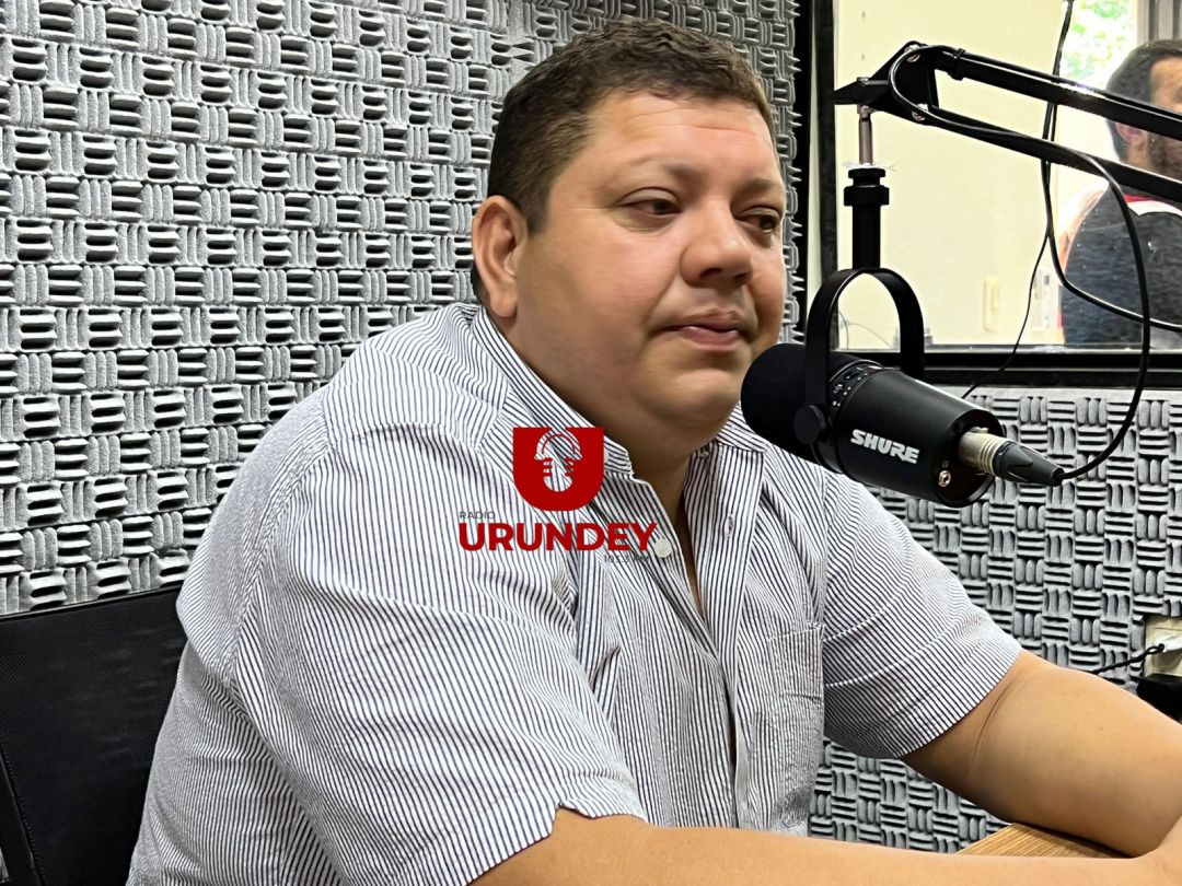 Oficina Parlamentaria del Diputado Juancho Acosta ultima detalles para festejo por el Día del Maestro en PJC