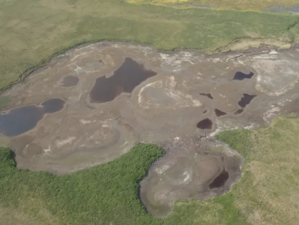 Cambio climático hace desaparecer los lagos del Ártico