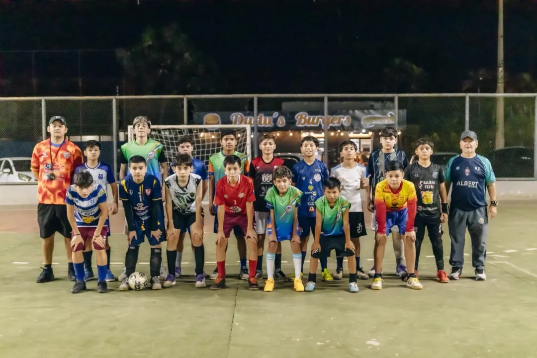 La Federación Pedrojuanina de Futsal FIFA se prepara para las Nacionales en Presidente Franco 2025