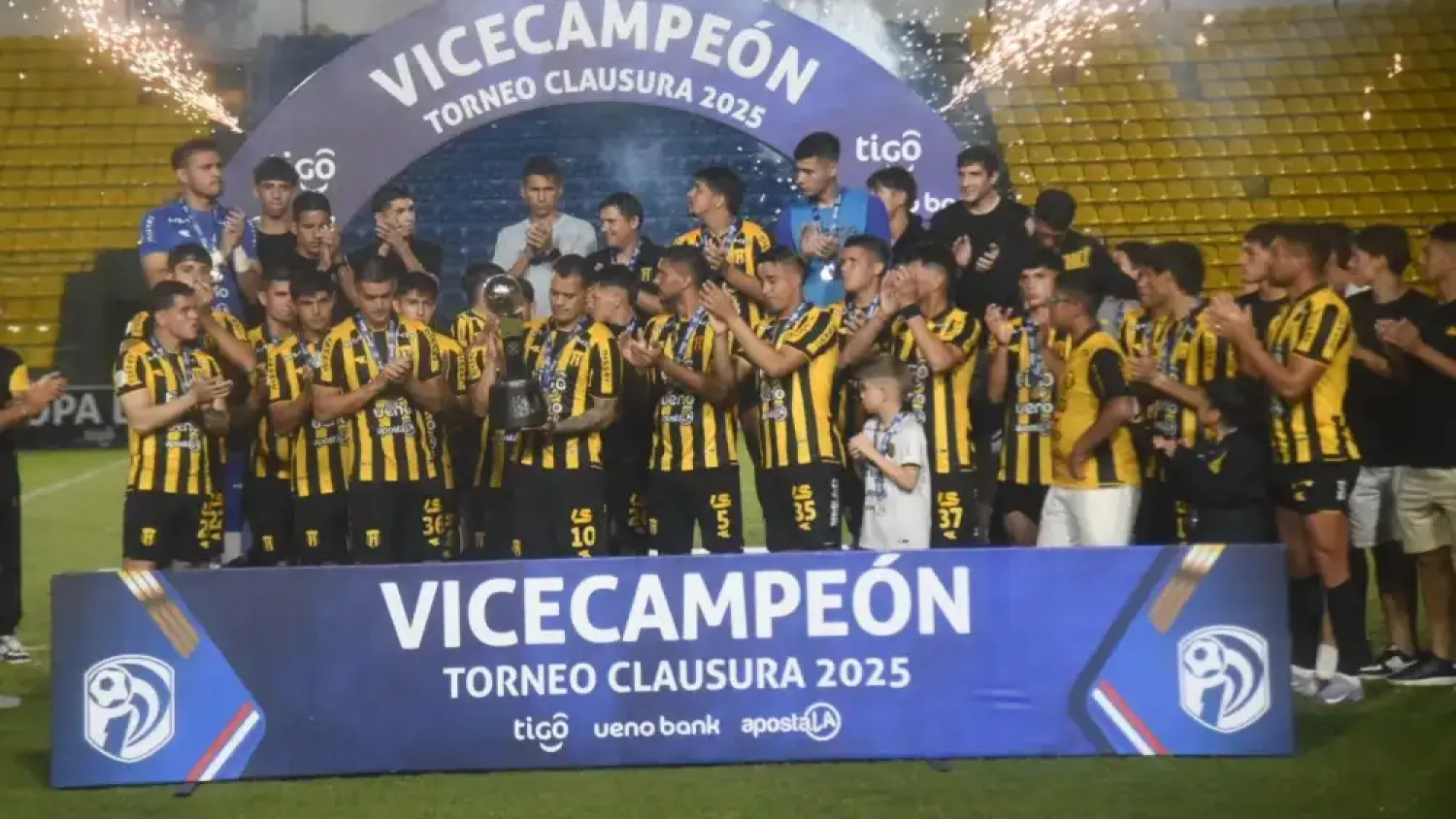 Victoria con sabor a nada: Guaraní gana al final, pero se queda con el vicecampeonato