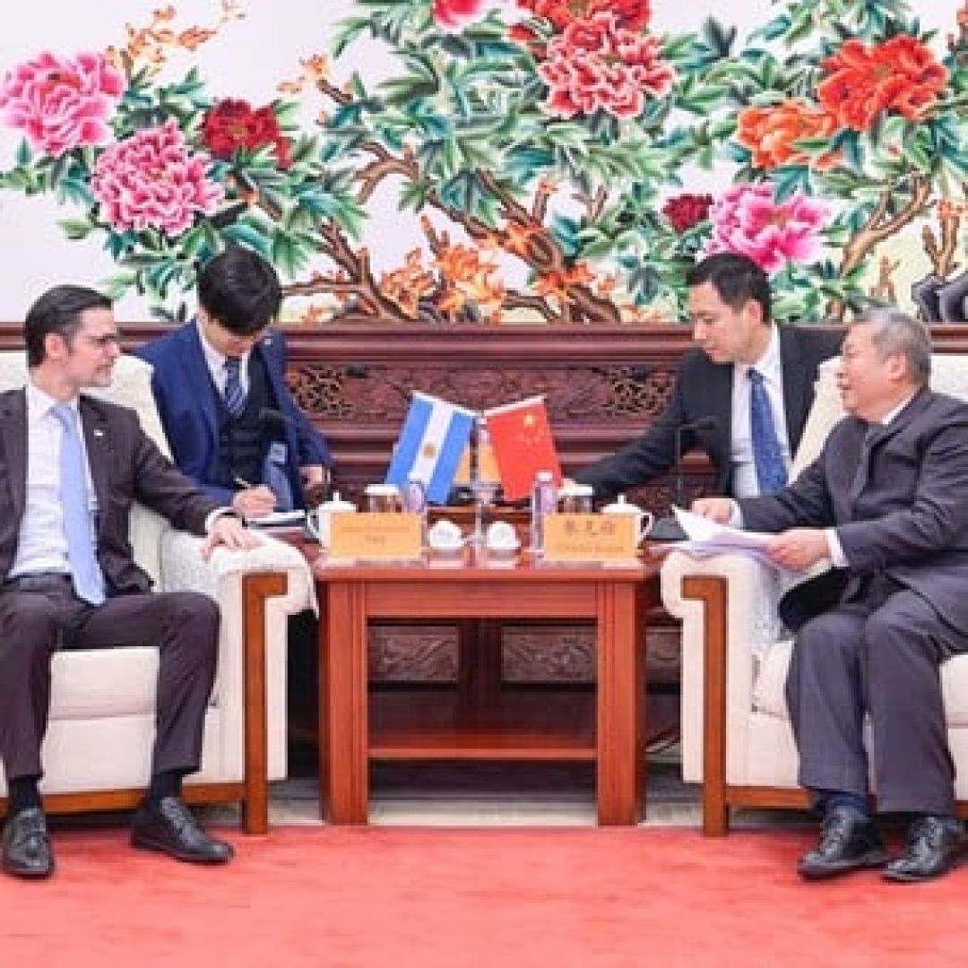 Argentina y China van de la mano en proyectos de energía nuclear