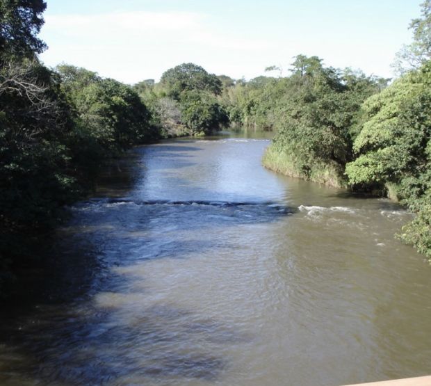 Pescadores prestarán canoa a bomberos para búsqueda de indígena desaparecido en Río Aquidabán