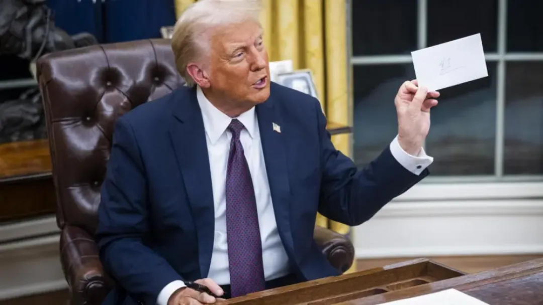 Donald Trump ordena retirar a Estados Unidos de la OMS