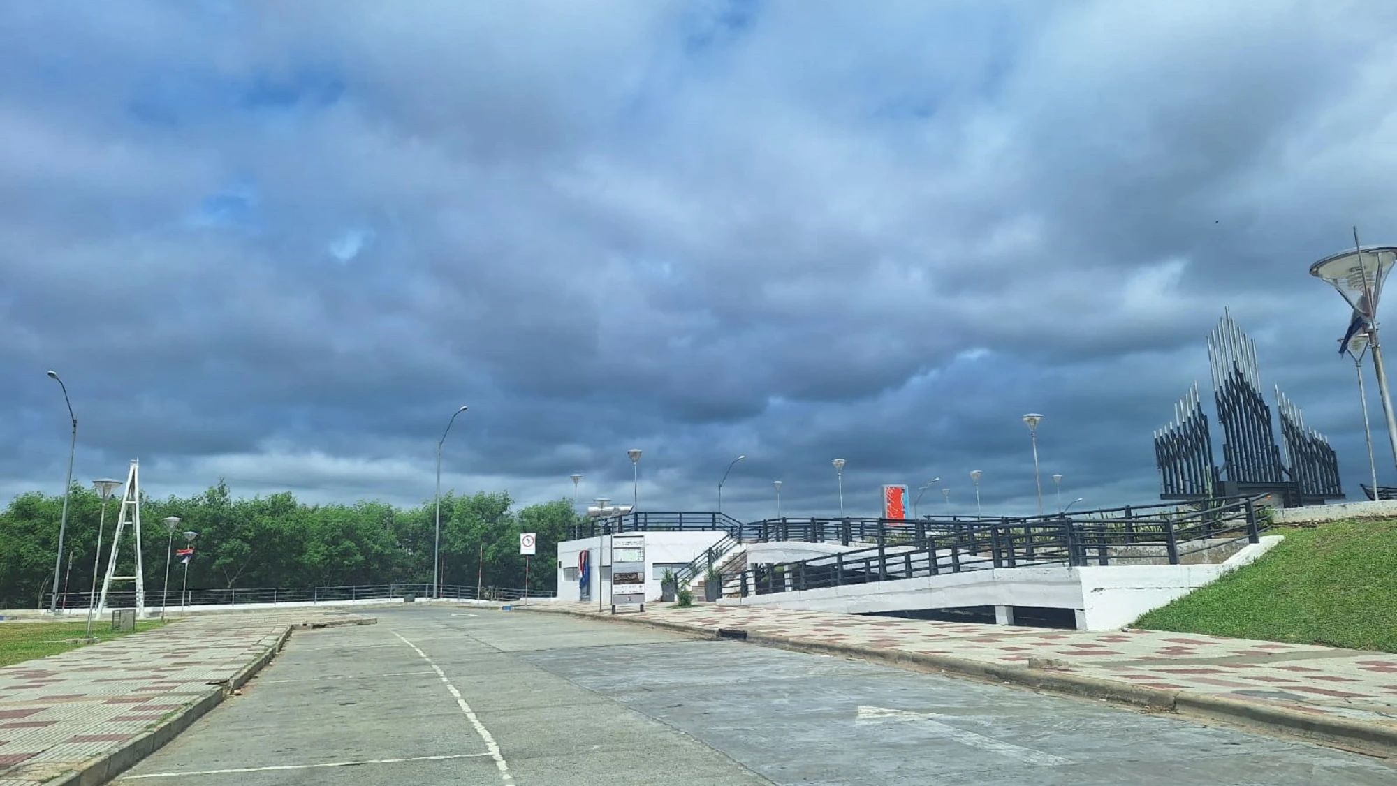 Lluvias con tormentas eléctricas para gran parte del país este martes