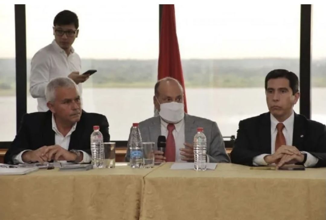 Senadores presentan proyecto de ley para reformar y modernizar la Policía Nacional