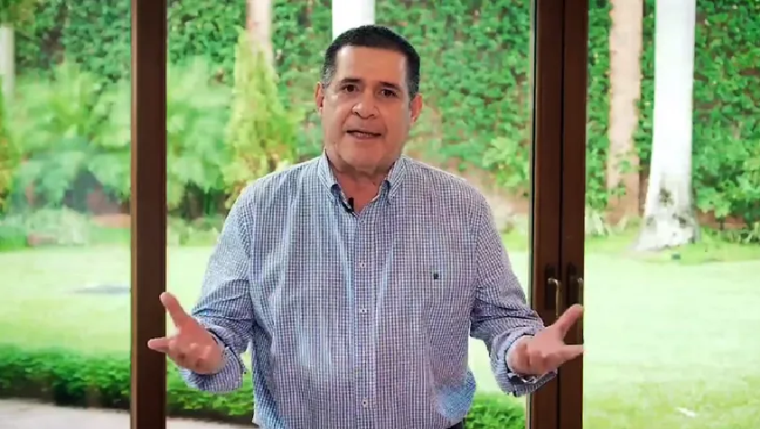 Horacio Cartes acusa a Mario Abdo de complot para desprestigiar su imagen