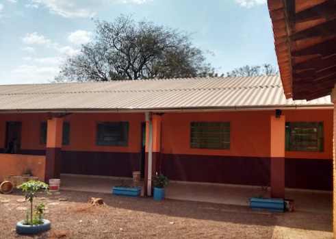 Alumno denunció que un hombre presuntamente armado ingresó a colegio buscando a una persona