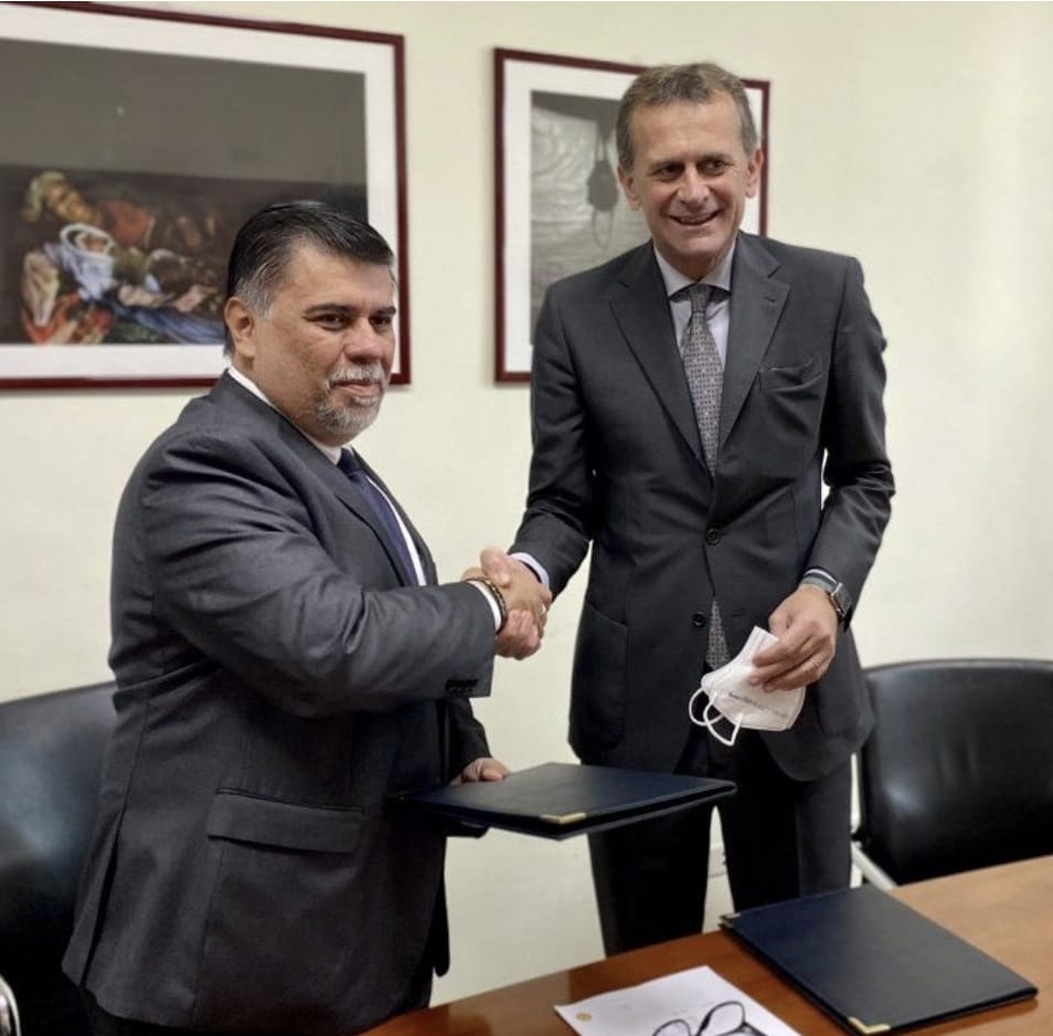 Salud firma acuerdo de cooperación con prestigioso hospital pediátrico de Roma