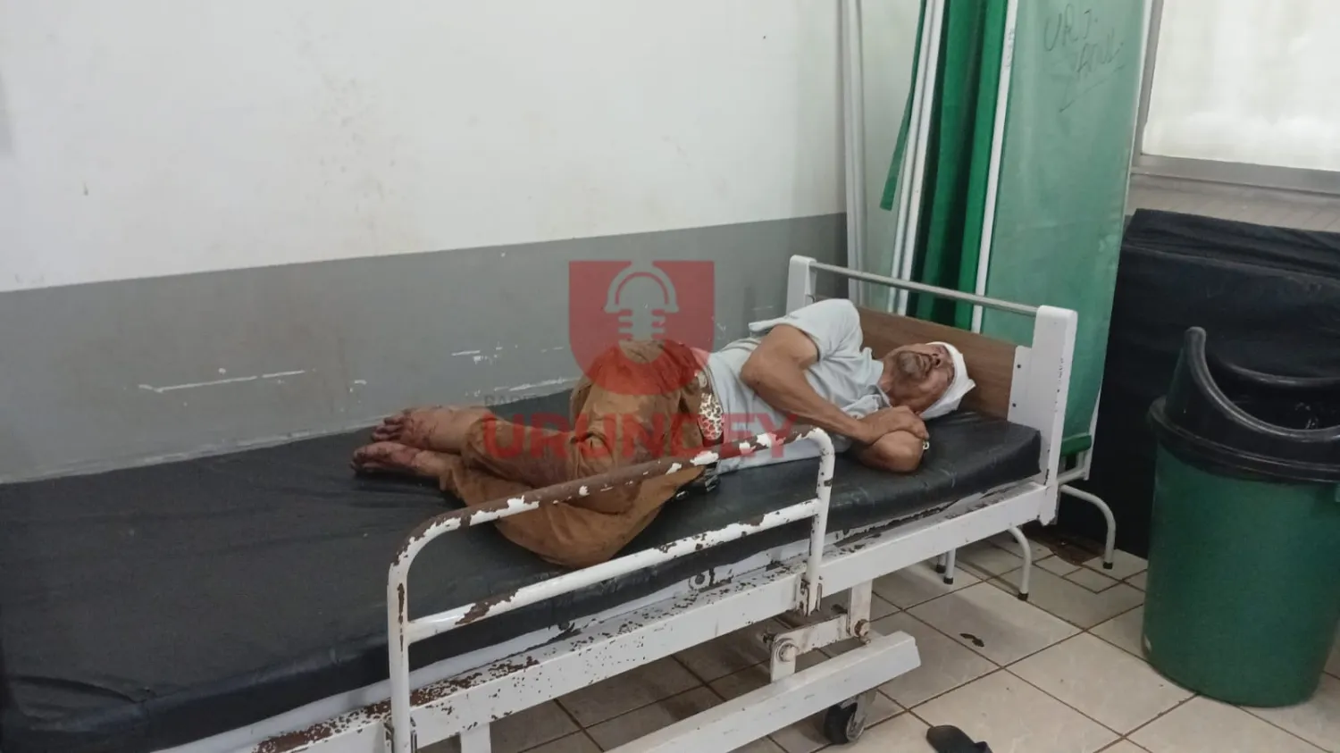 PJC: Auxilian a indigente herido tras brutal golpiza cerca del arroyo Punta Vakapí