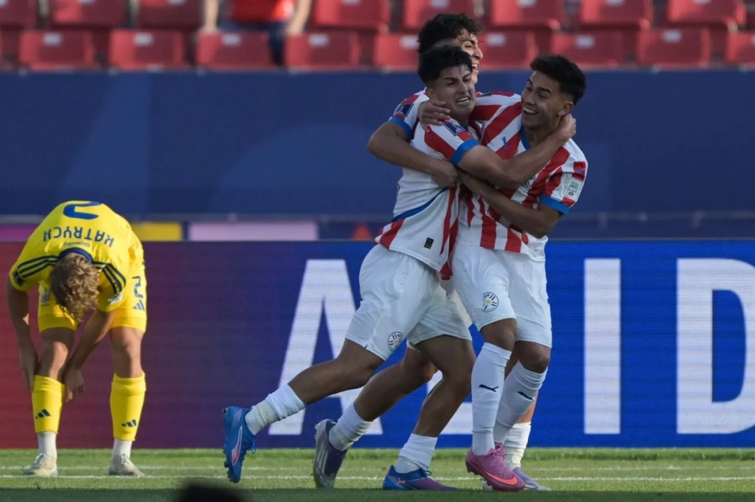 ¡A octavos! Paraguay pierde el invicto ante Ucrania, pero avanza como segundo del grupo B