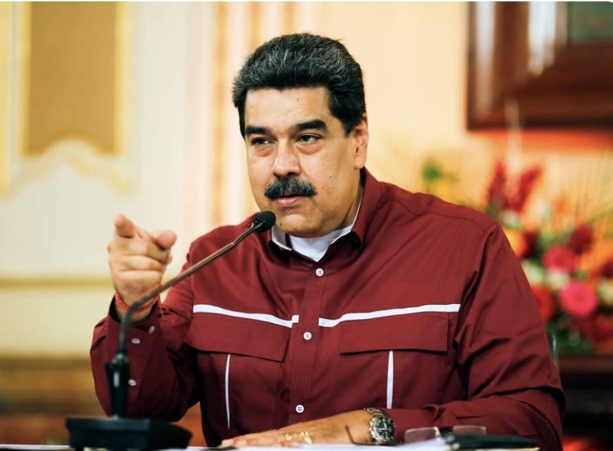 Maduro exige a gobierno de Argentina la devolución del avión venezolano iraní