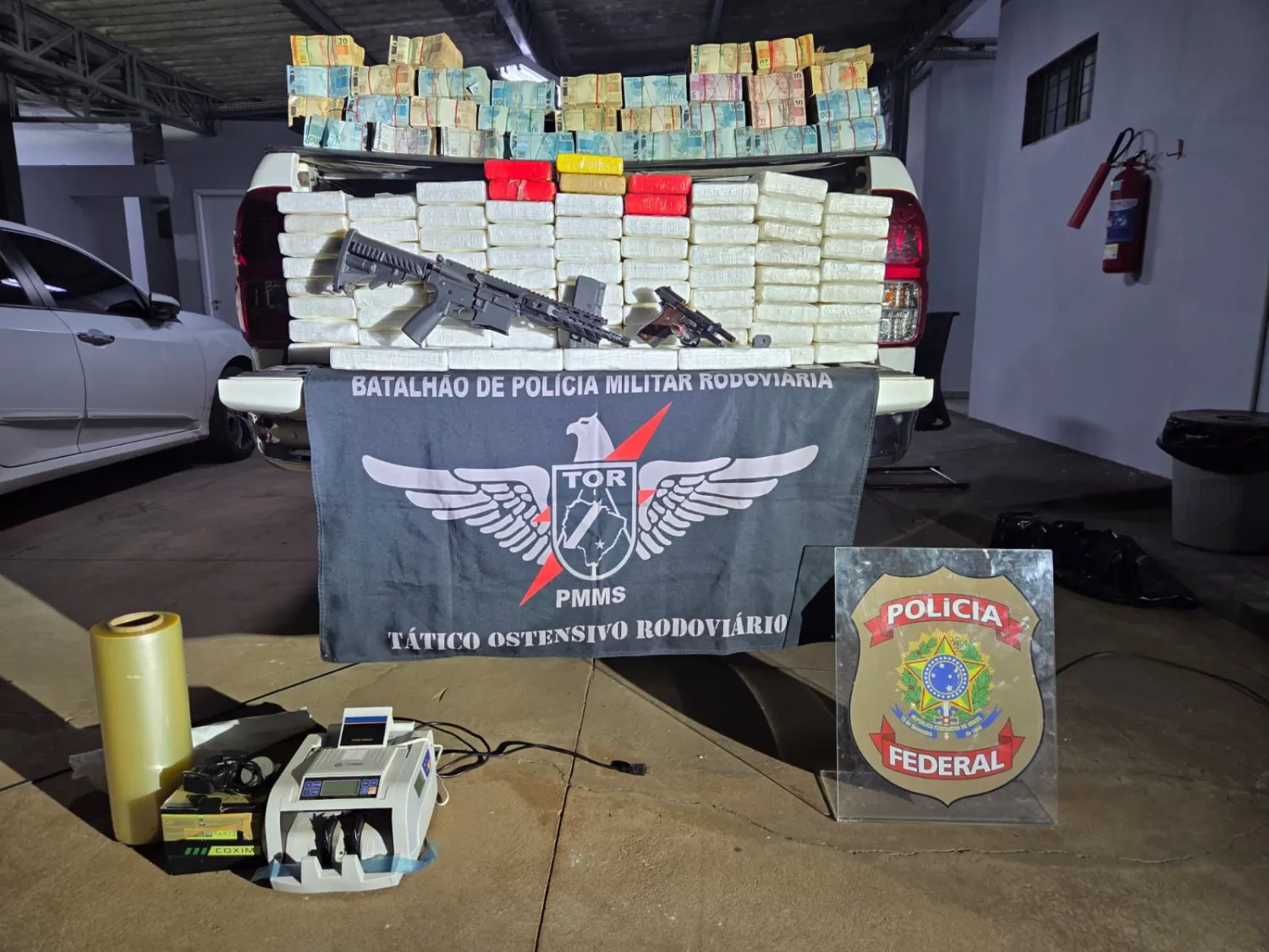 Detienen a un hombre con cocaína, fusil y casi 2 millones de reales en Ponta Porã