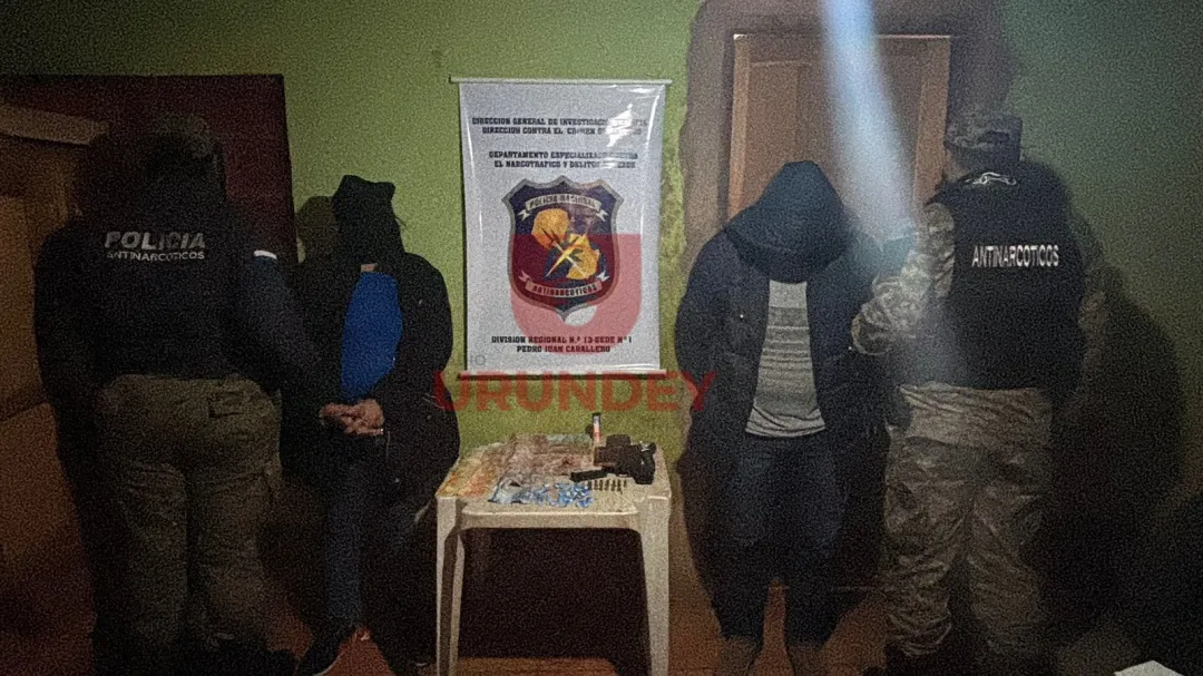 Detienen a un hombre y a una mujer durante allanamiento por microtráfico en Zanja Pytã