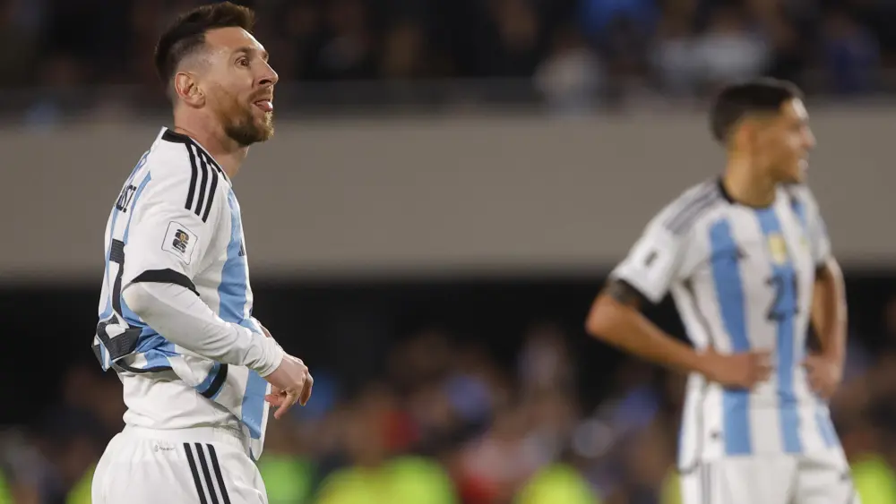 Lionel Messi lapidario con Tonny Sanabria