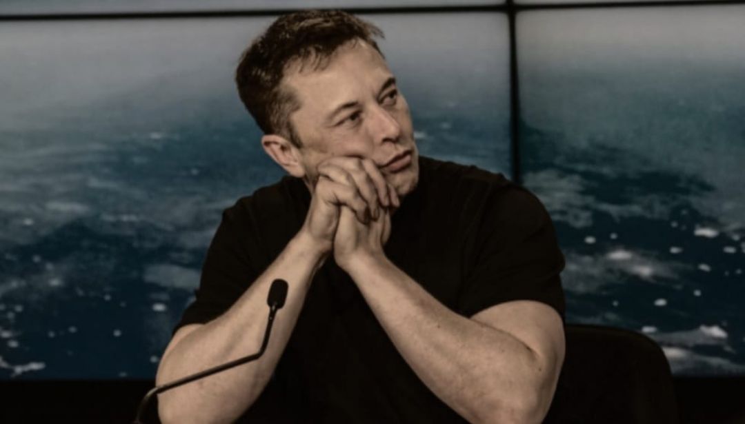 Ucrania pide ayuda a Elon Musk  y este responde activando satélite Starlink en todo el país
