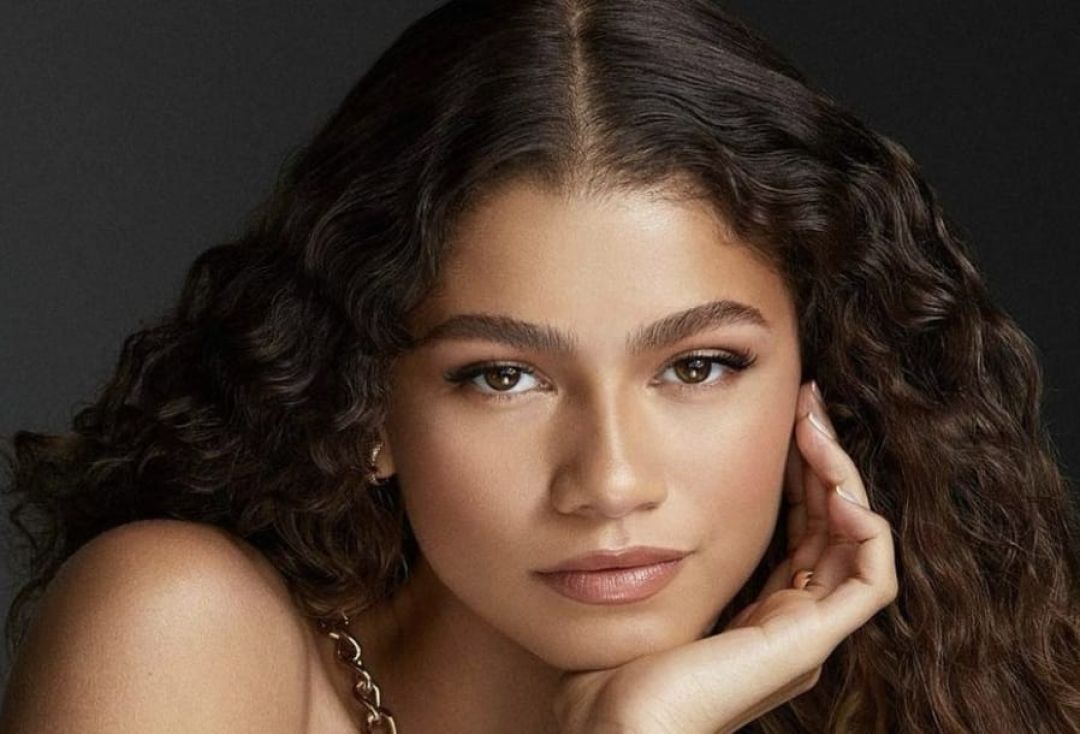 Zendaya hace historia en los Emmy por segundo año consecutivo