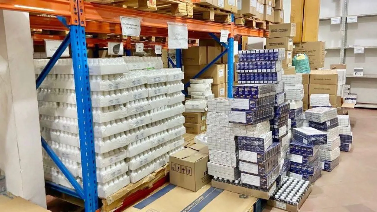 Ministerio de Salud entrega medicamentos e insumos a varias regiones sanitarias