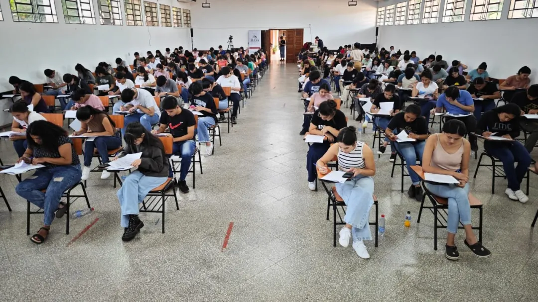 Quedan 8 días para inscribirse al cursillo intensivo gratuito para Becas del Gobierno 2025