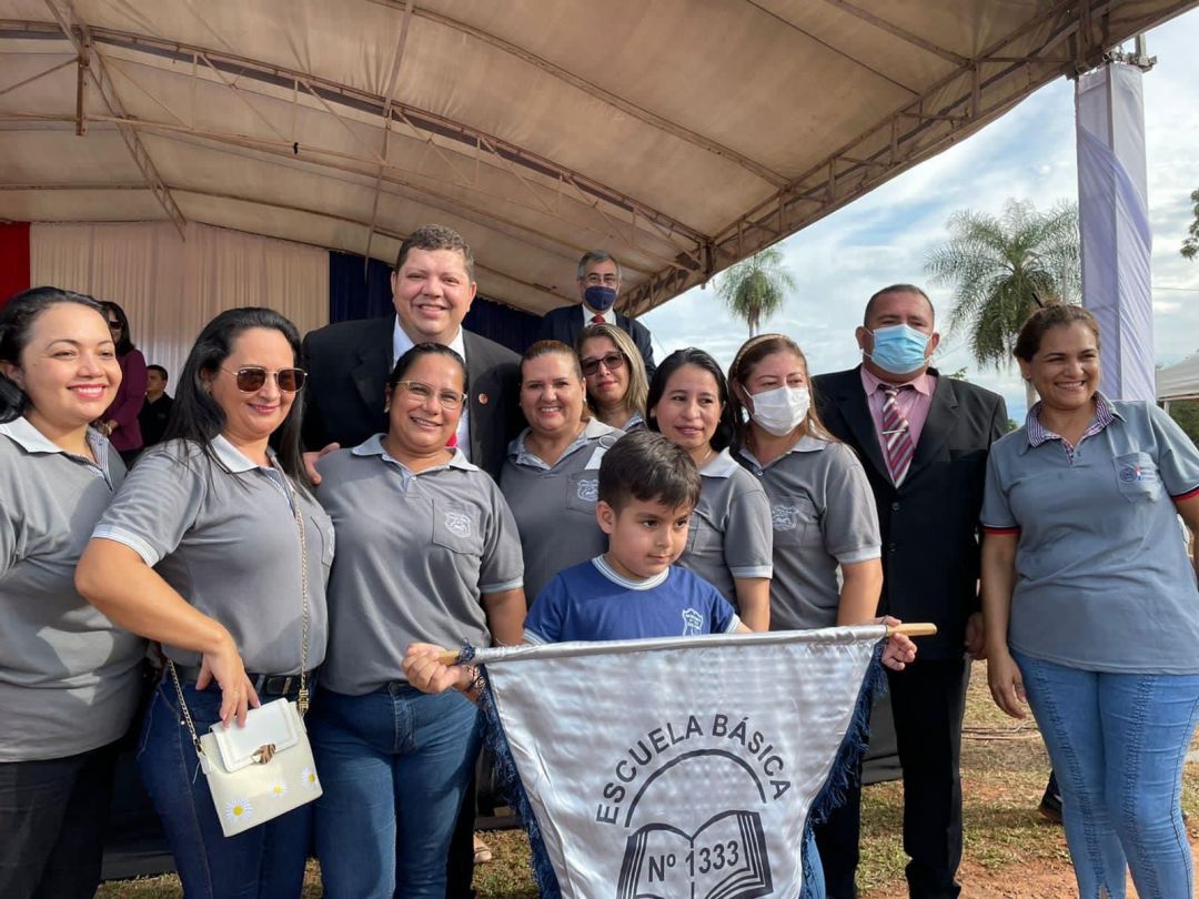 Oficina Parlamentaria del diputado Juancho Acosta organiza agasajo para todos los docentes de Amambay