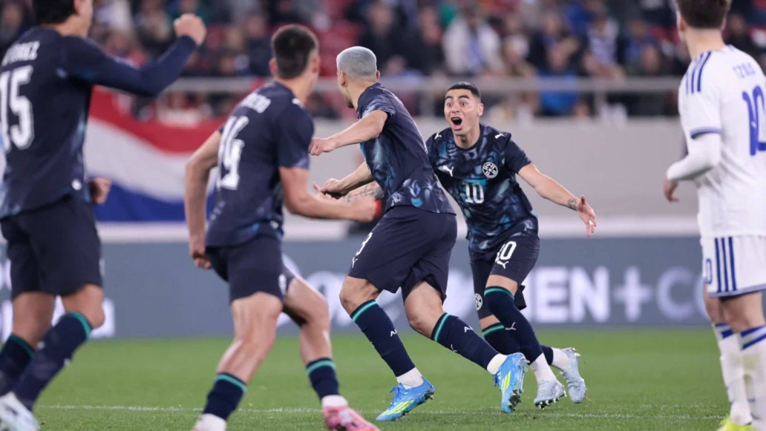Paraguay triunfa ante Grecia y se fortalece de cara al Mundial