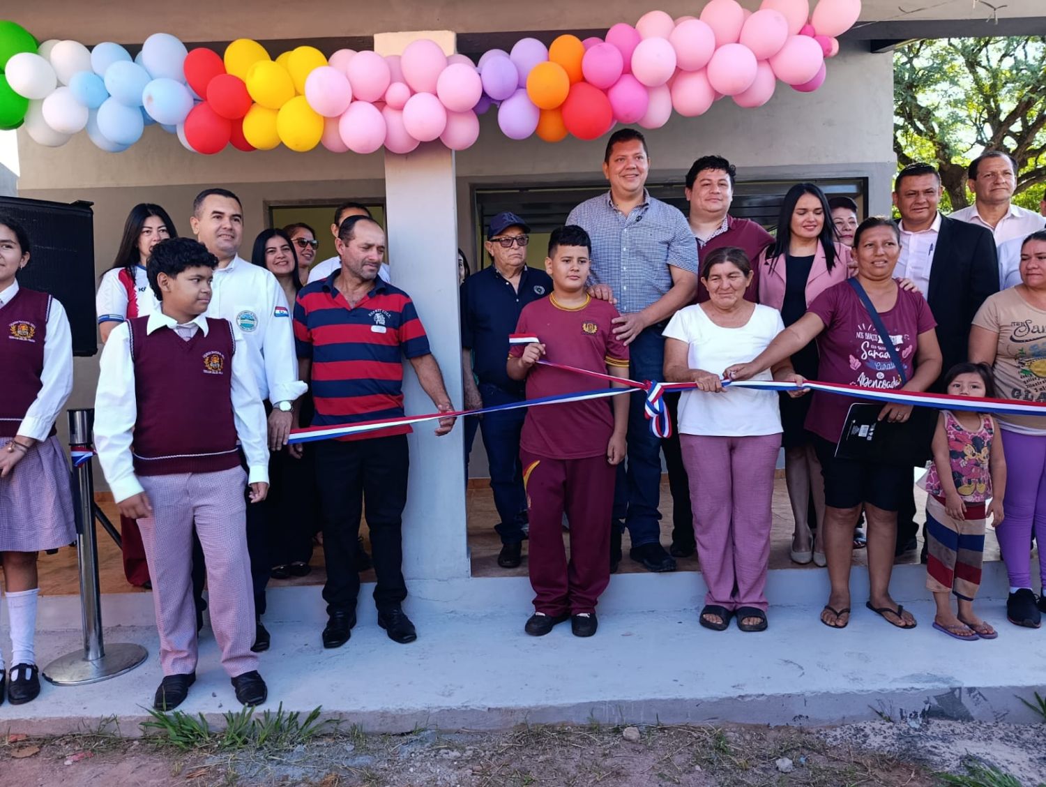 Gobernación inaugura cocina-comedor en colegio General Genes de PJC por su 30° aniversario
