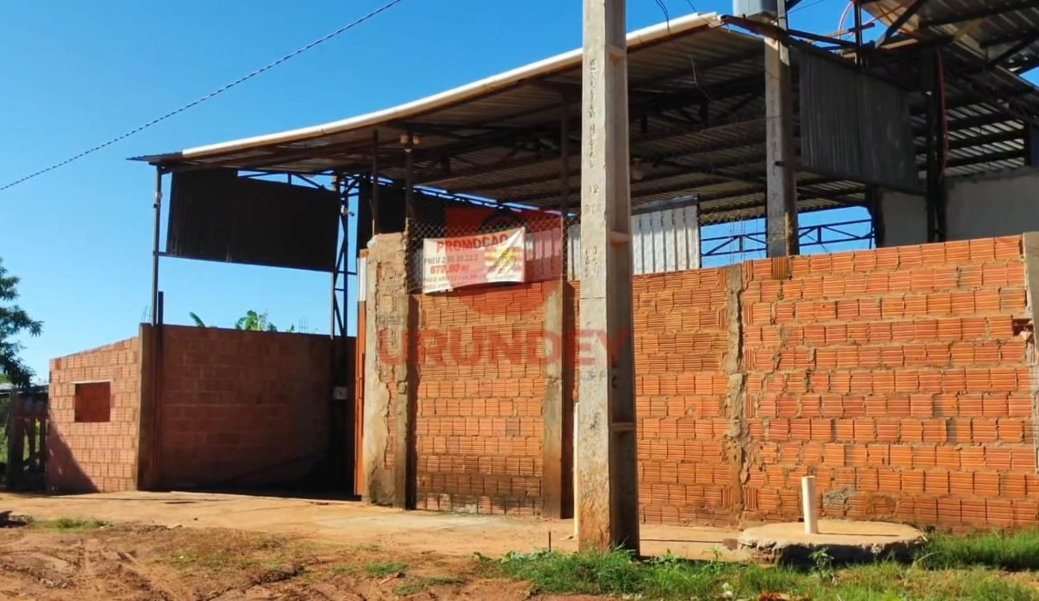 Hombres armados irrumpen en depósito de cubiertas en Pedro Juan Caballero