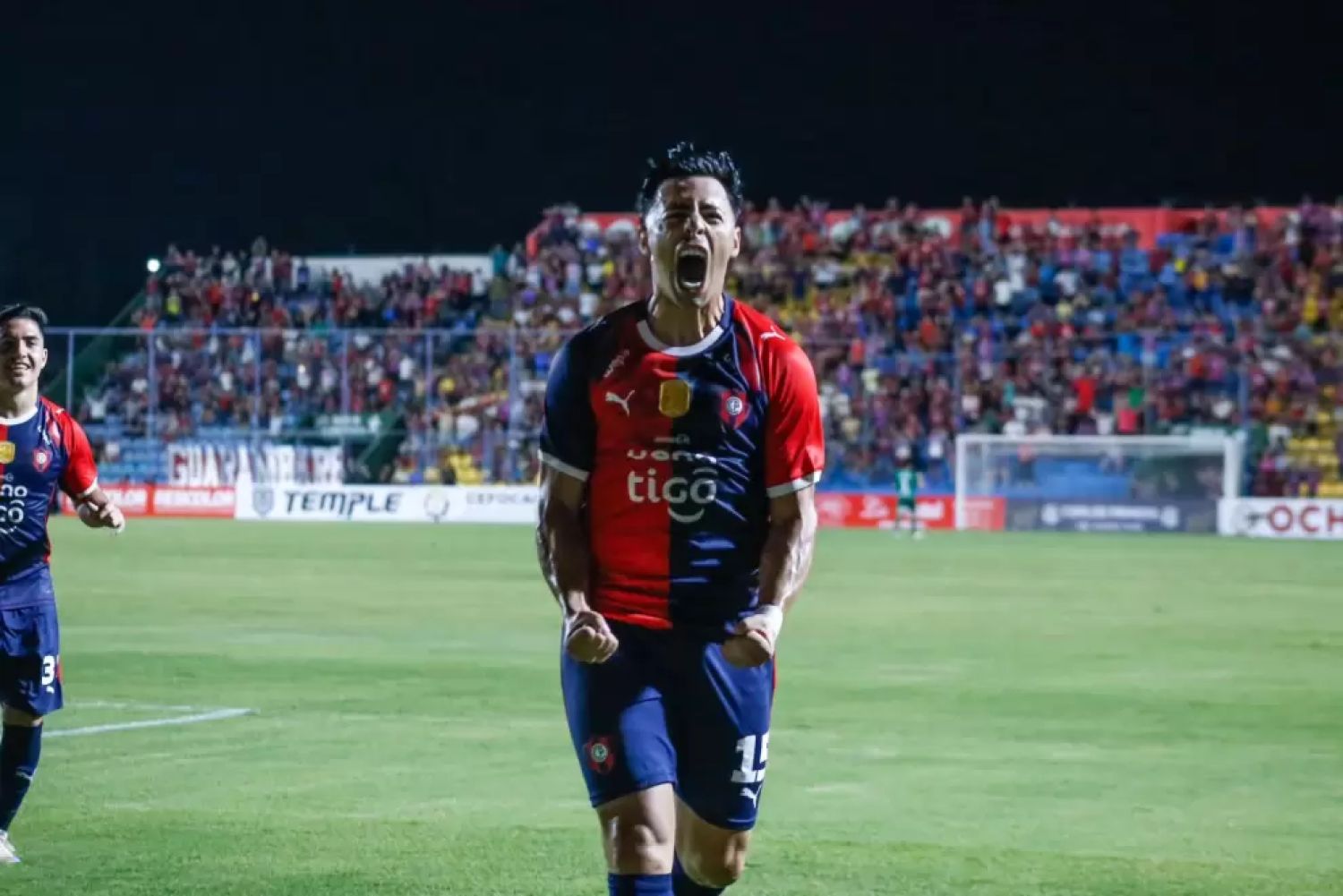 Un contundente Cerro Porteño triunfa ante un atrevido San Lorenzo