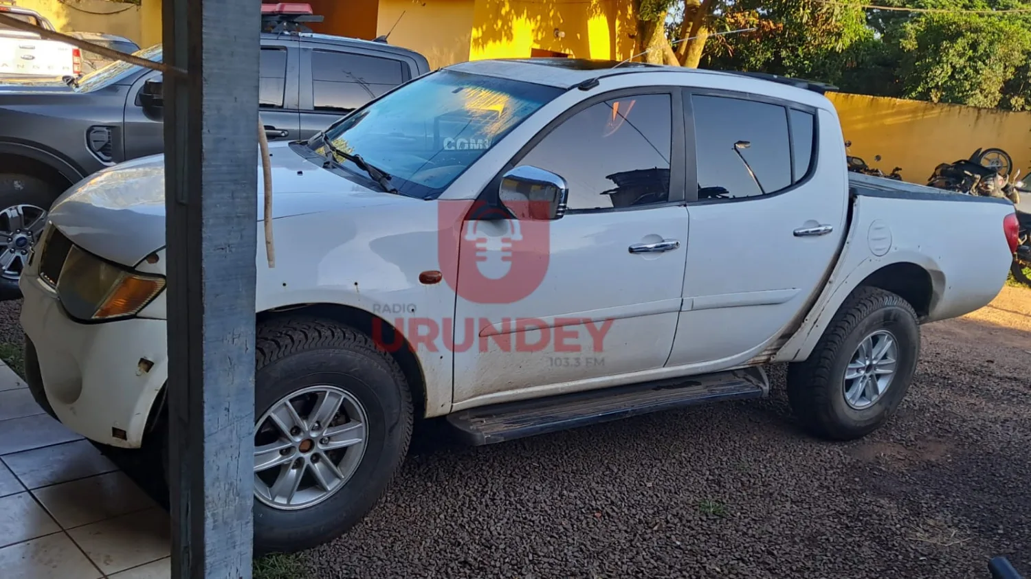 Conductor alcoholizado choca contra valla de seguridad en Pedro Juan Caballero