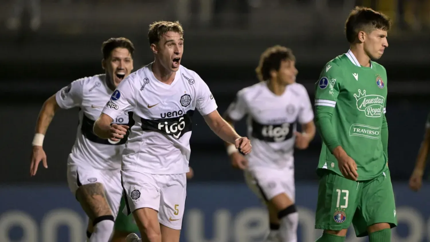 Olimpia busca recuperar protagonismo en la Sudamericana ante Barracas Central