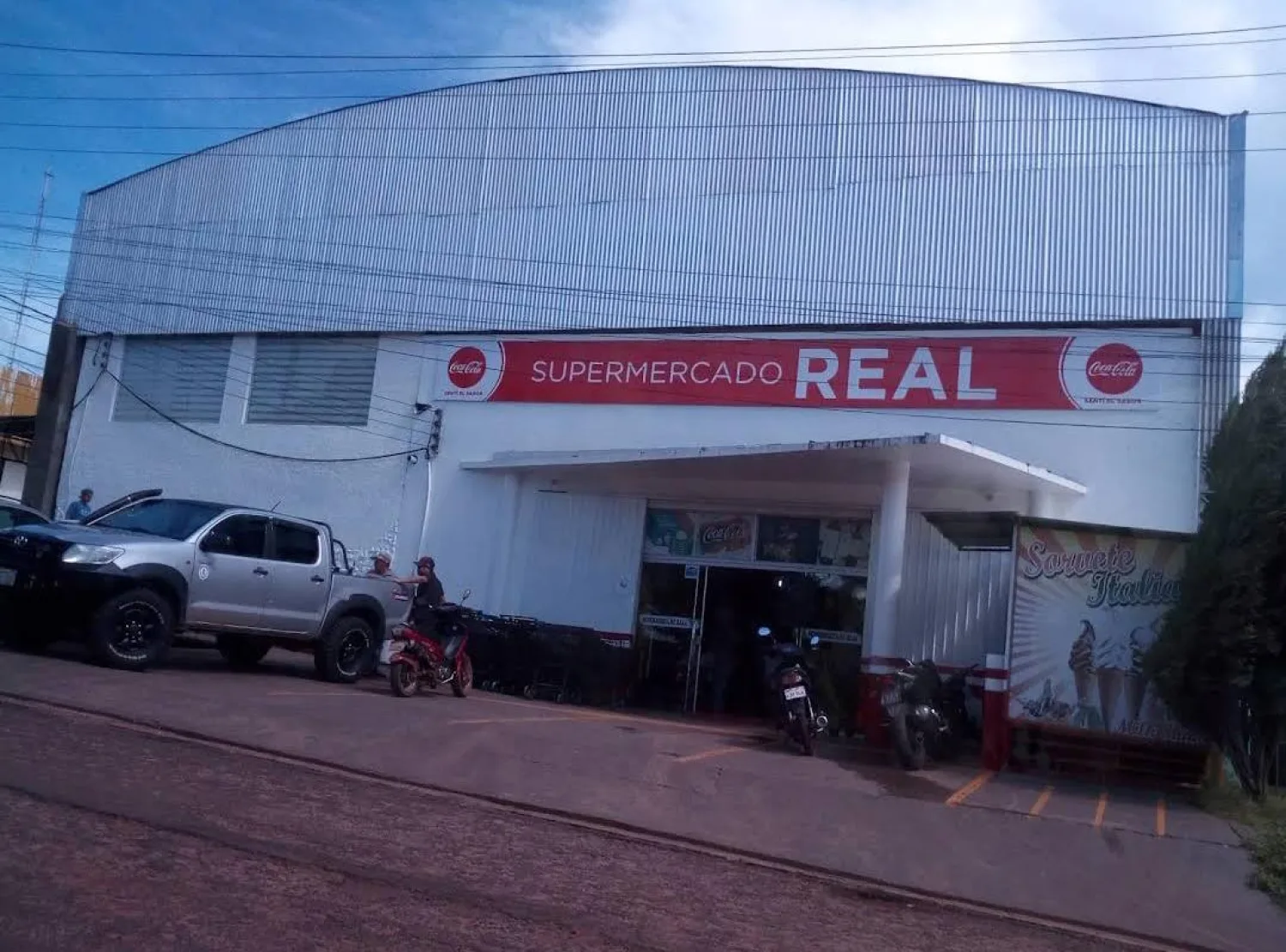Millonario botín tras hurto agravado a un supermercado en Bella Vista Norte