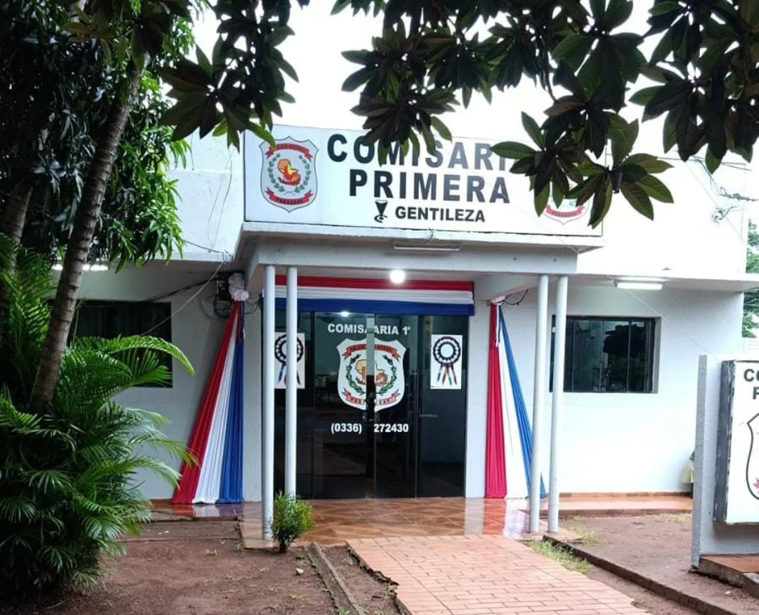 PJC: Comerciante sufre lesiones tras caer de una escalera metálica en su vivienda