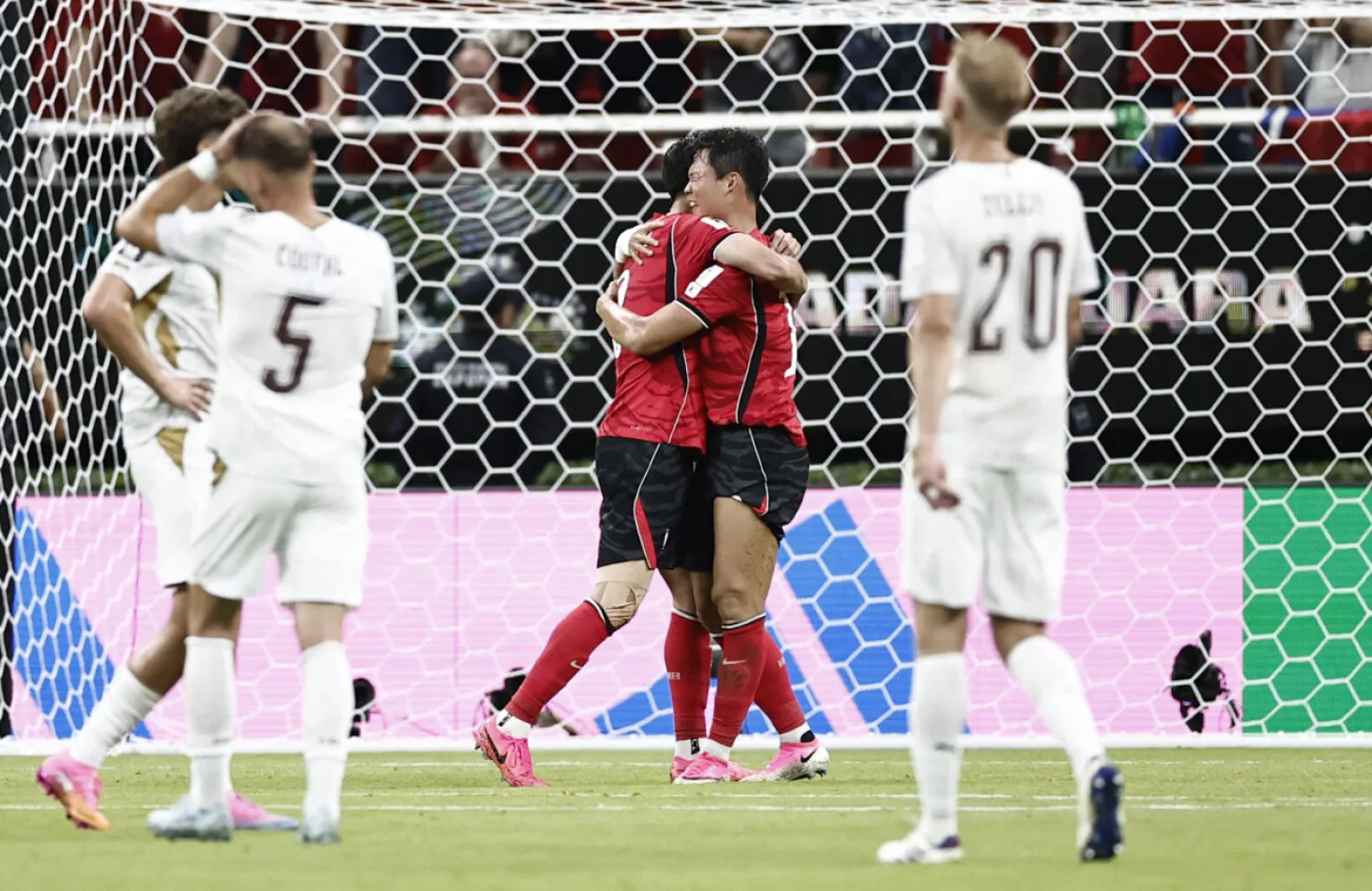 Corea del Sur derrota a República Checa para cerrar la primera fecha del Grupo A