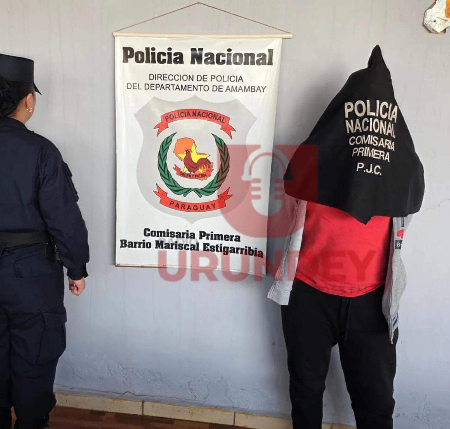 Detienen a una joven por intentar hurtar cosméticos de un supermercado en PJC
