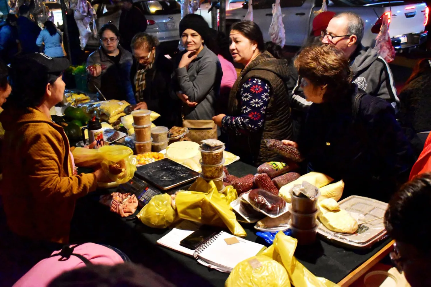 Ferias de la Agricultura Familiar y venta de carne generan más de G. 162 millones y fortalecen a 275 familias