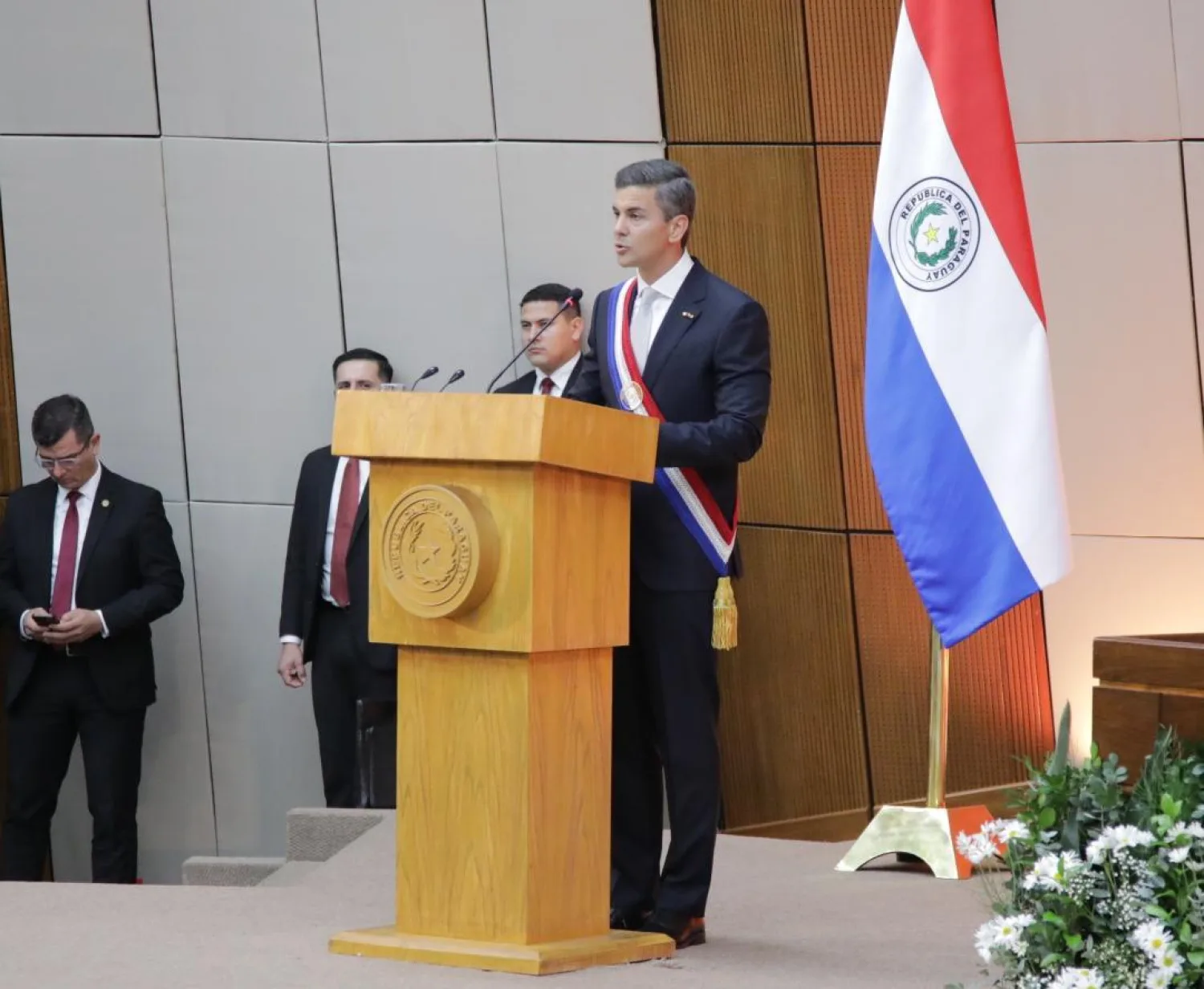 Cifras sin precedentes son el cimiento y objetivo del Gobierno es llegar a todos los sectores, señala Peña en informe de gestión