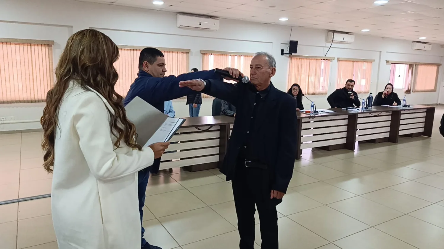 Asume nuevo concejal en la Junta Municipal de PJC y eligen a nuevo vicepresidente